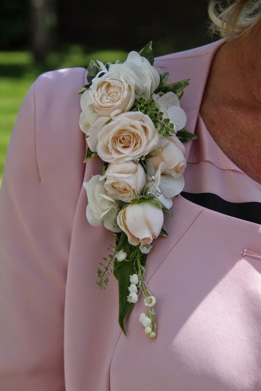 Wedding Corsages For Mothers Fall Into Flowers